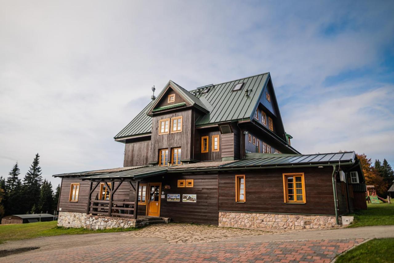 Horsky Hotel Paprsek Staré Město Eksteriør billede
